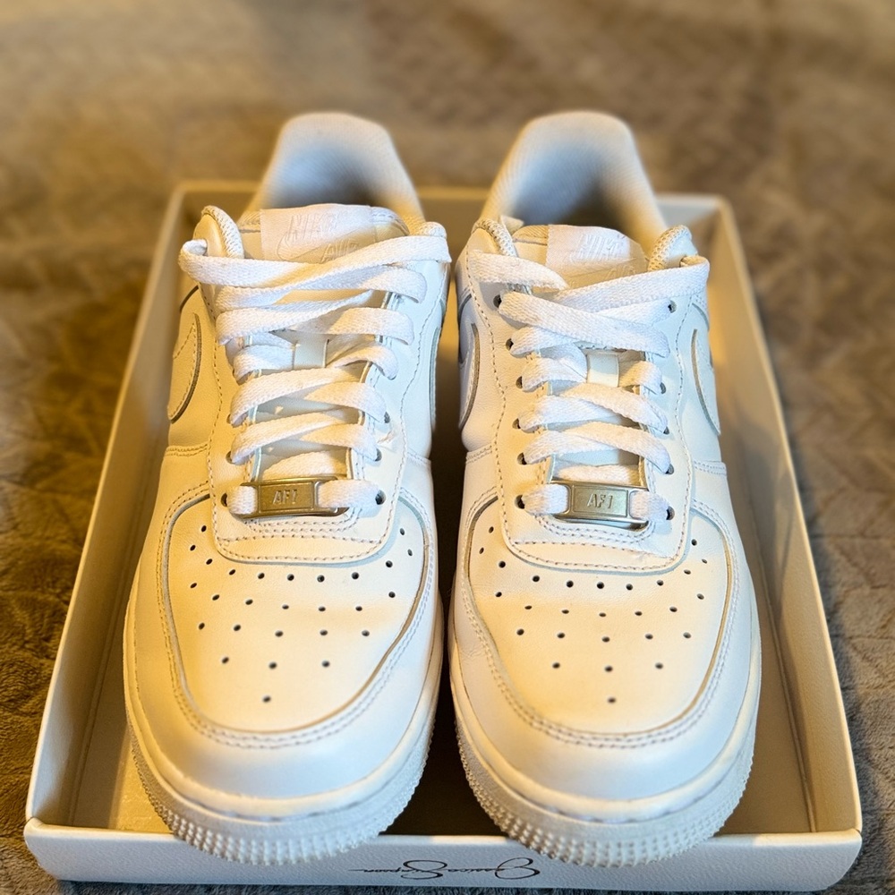 Nike White AF1 Sneakers - Picture 2 of 7